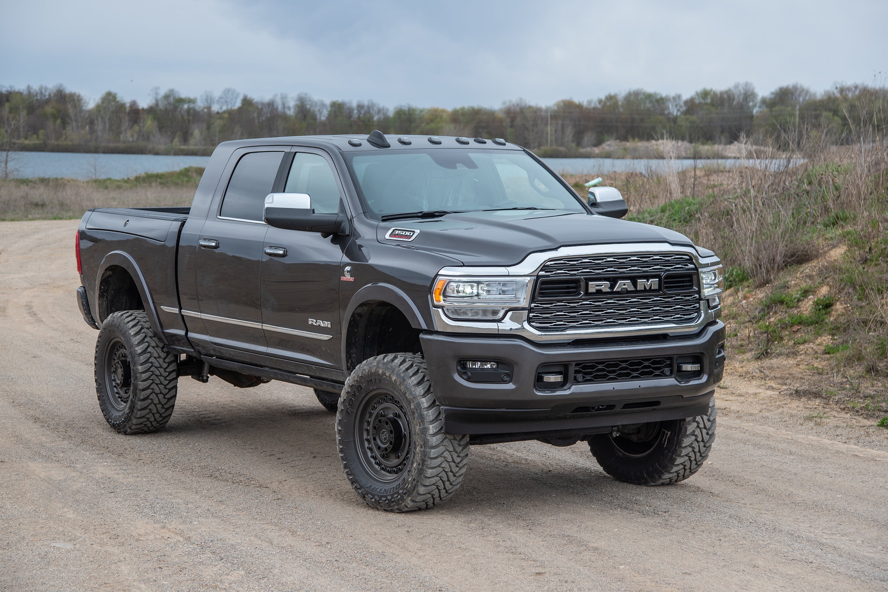 5.5 Inch Lift Kit w/ Radius Arm | Ram 2500 (19-25) 4WD | Gas
